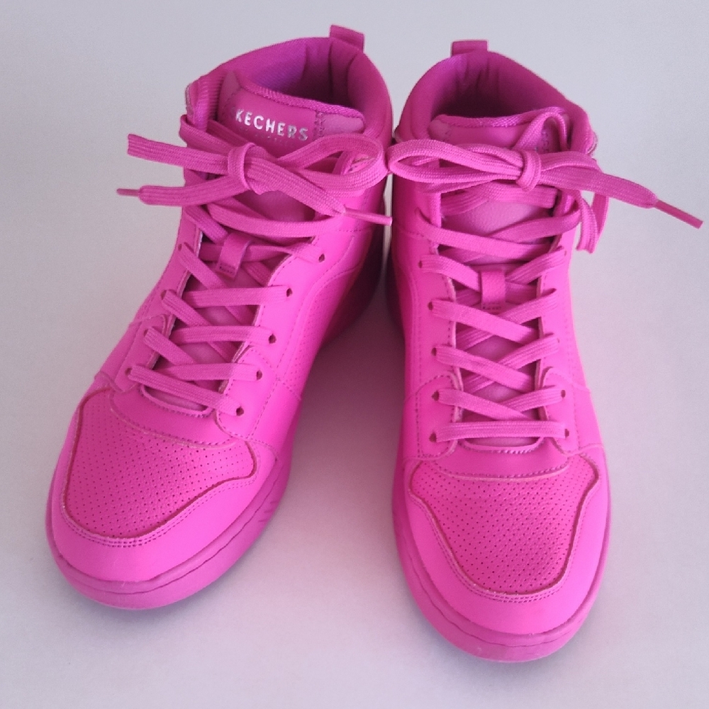 Skechers Pink High-Top Sneakers with Padded Tongue and Comfortable Ankle Support